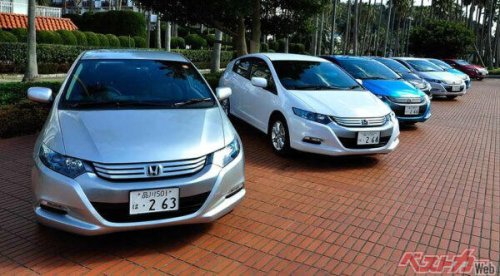 プリウスに敗れ生産終了……しかしその心意気はホンダスピリットそのものだった 2代目インサイトの軌跡を辿る【ベストカーアーカイブス2014】