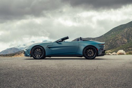 2026 Aston Martin Vantage Roadster Has Wide Fenders and an Even Wider Grille