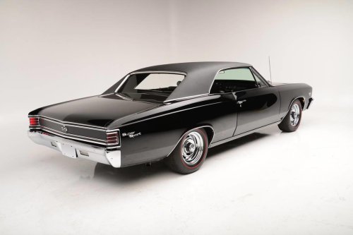 Cars From The 1960s That Are Absolute Masterpieces