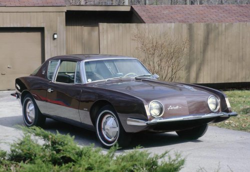 Cars From The 1960s That Are Absolute Masterpieces