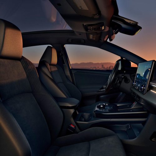 トヨタ新型「C-HR」が北米デビュー。航続距離約464kmのBEVコンパクトSUV