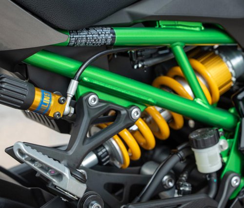 Kawasaki’s 2025 Z900 SE Is Their Best Version of a Streetfighter Yet