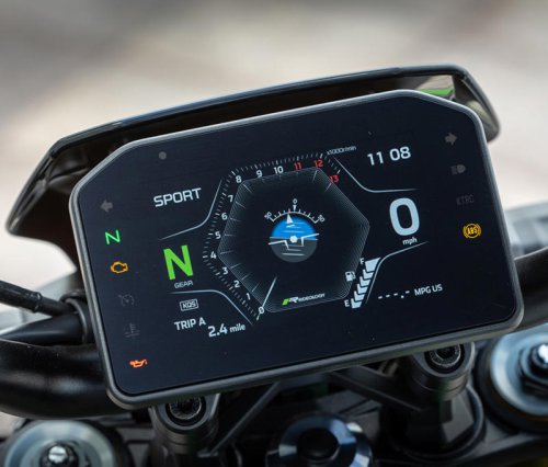 Kawasaki’s 2025 Z900 SE Is Their Best Version of a Streetfighter Yet