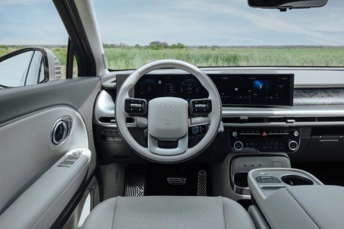 View Interior Photos of the 2026 Hyundai Ioniq 9