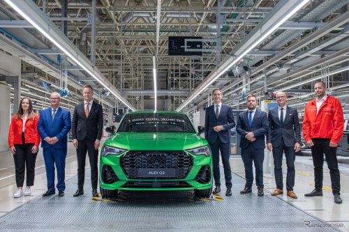 アウディ『Q3』次期型は今夏デビューへ、ハンガリー工場が生産100万台