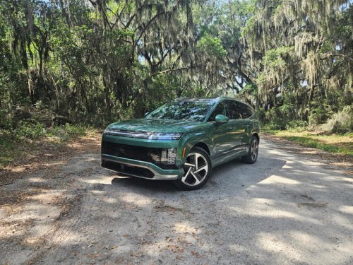 The 2026 Hyundai Ioniq 9 Is an Excellent Three-Row EV