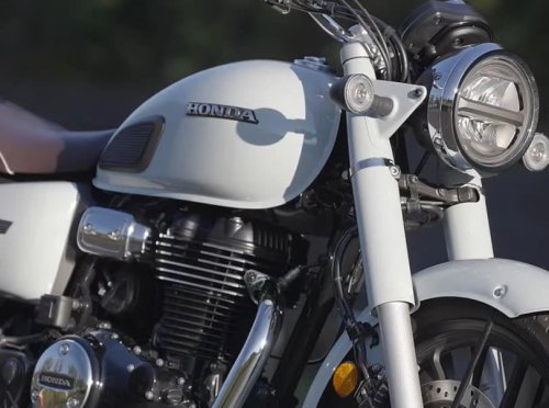 肩肘張らない"ふわり"と走るクラシックバイク GB350C【詳細チェック】