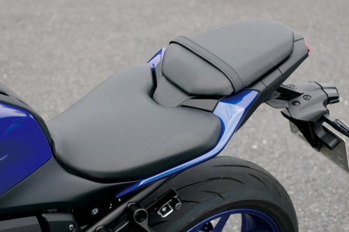 【レビュー】ヤマハ「MT-07 Y-AMT」インプレ｜倒立フォークに新フレーム採用！ Y-AMTも加わって装備も充実