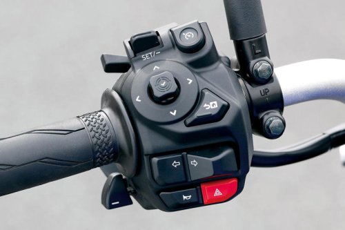 【レビュー】ヤマハ「MT-07 Y-AMT」インプレ｜倒立フォークに新フレーム採用！ Y-AMTも加わって装備も充実