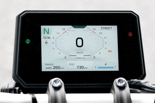 【レビュー】ヤマハ「MT-07 Y-AMT」インプレ｜倒立フォークに新フレーム採用！ Y-AMTも加わって装備も充実