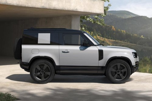 2026 Land Rover Defender upgrade brings more V8 options, new tech, design tweaks