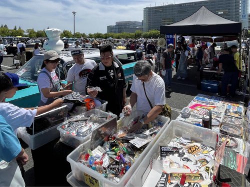 前期型グリル+丸目ライトにカスタム トヨタ・ランドクルーザー60（FJ62G）【みんなのクルマ】