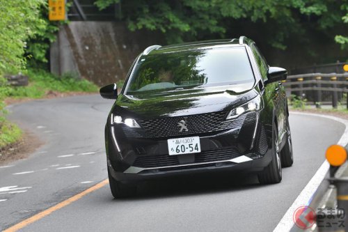 プジョー最強の“300馬力”SUV「3008」がスゴイ！ 1.6リッターエンジン搭載の「GT HYBRID4」どんなクルマ？ 軽井沢の｢愛車映えスポット｣へドライブして感じた“実力”とは