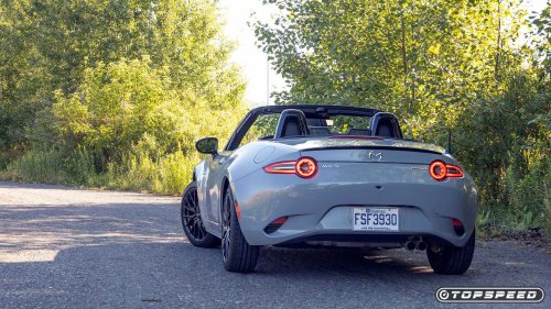 The Japanese sports car that just posted a sales increase in its tenth year
