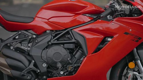 逆回転クランクで切れ味鋭く MVアグスタ F3 800 R【詳細チェック】