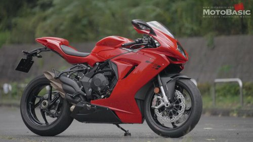 逆回転クランクで切れ味鋭く MVアグスタ F3 800 R【詳細チェック】
