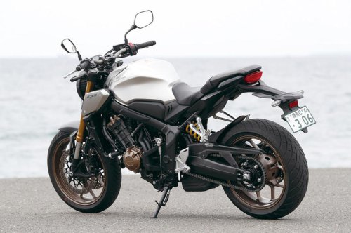 大型初心者にもおすすめの4気筒ネイキッドスポーツバイク・ホンダ『CB650R』は2019年モデルでもバランスが良く扱い易い！【チョイフル！中古バイク選びの参考書／HONDA CB650R（2019～2020）】