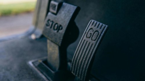 10 Not-So-Obvious Signs Your Car Is Falling Apart &amp; 10 Things You Can Do About It