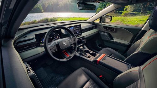 Performance wagons: Mini Clubman JCW vs. Toyota RAV4