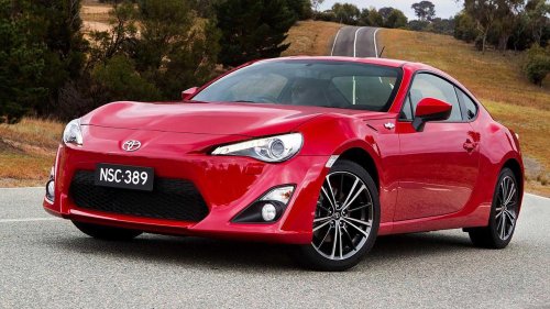 8 cars that still succeeded, despite having one huge flaw each