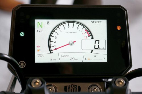 ヤマハ「XSR900 日本限定カラー」撮影レポート｜2025年モデルはメーターや各部装備がバージョンアップ