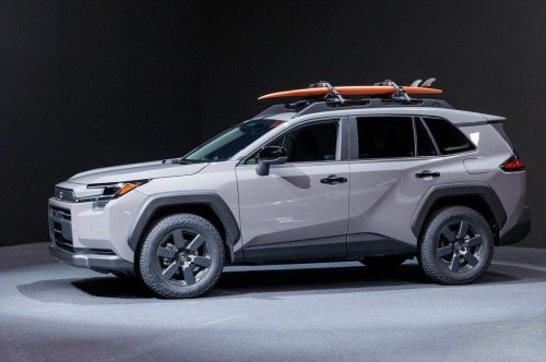 純ガソリン車は廃止｢新型RAV4｣の見どころは？