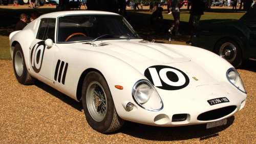 10 Classic Cars That Don’t Hold Their Value &amp; 10 That Do