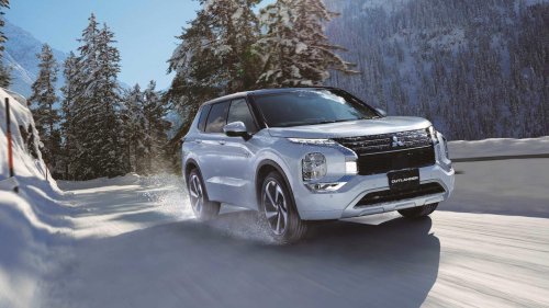 2026 Nissan Rogue PHEV vs. 2026 Mitsubishi Outlander PHEV: Three-row SUVs compared