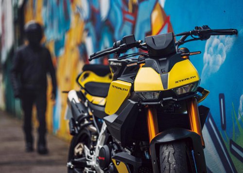 ファンティック「ステルス125」｜FANTIC初となるストリートスポーツモデルが日本でも発売