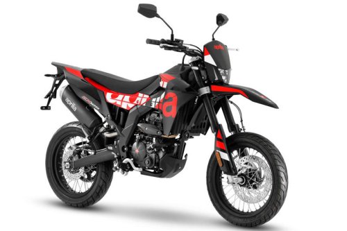 アプリリア新型「RX125」「SX125」解説｜原付二種とは思えない本格装備とフルサイズの車格が魅力