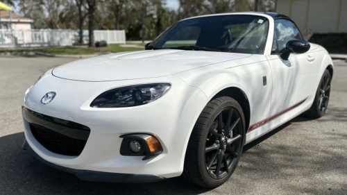 10 affordable 2000s sports cars smart collectors watch closely