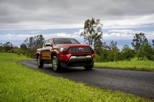 Subaru allegedly wants back in the pickup truck game
