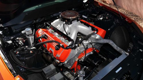 The biggest engine ever plonked under the hood of an American car