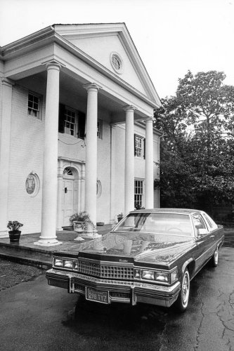 View Photos of the 1978 Cadillac Coupe de Ville