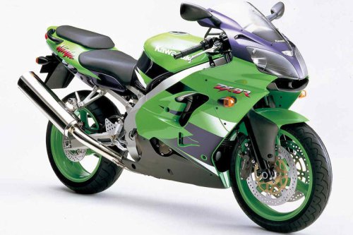 カワサキ「Ninja ZX-9R」の系譜｜カワサキらしい個性と実用性を備えた万能スーパースポーツ【バイクの歴史】