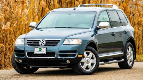 10 Sensible Cars That Received The Craziest Engine Options