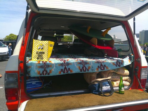 サーフィン、キャンプを楽しめるリフトアップ仕様 トヨタ・ランドクルーザー【みんなのクルマ】