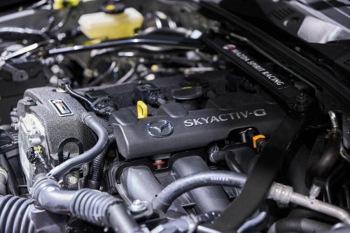 まだ買える？マツダロードスター12Rとはどんなクルマなのか？