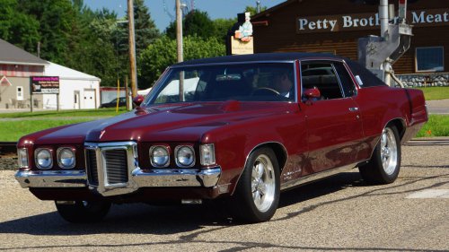 10 Overrated American Cars & 10 Overlooked Gems