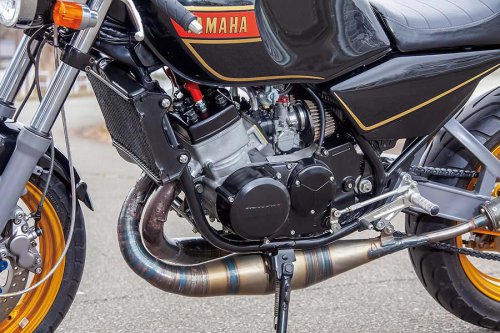 メローズ RZ350（ヤマハ RZ350）今できる手法を盛り込んだレストア&amp;カスタム路線のRZ【Heritage&amp;Legends】