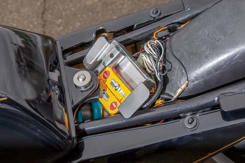 メローズ RZ350（ヤマハ RZ350）今できる手法を盛り込んだレストア&amp;カスタム路線のRZ【Heritage&amp;Legends】