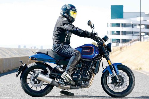 【レビュー】ハーレーダビッドソン「X500」インプレ（2025年）“ちょうどよさ”が光る！ 街乗りからツーリングまで無理なく楽しめる