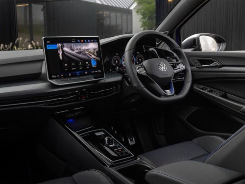 2025 Volkswagen Golf R Review (Incl. Video)