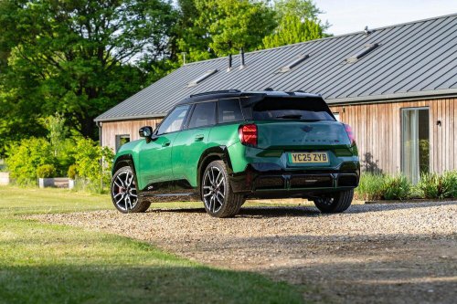 新しい乗り心地が爽快すぎる新型MINI JCW試乗レポ！