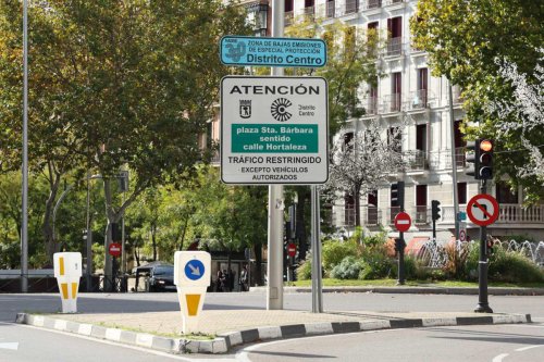 Revés para quienes se deshicieron de su coche sin etiqueta: Madrid les abre la puerta para que vuelvan a sus calles