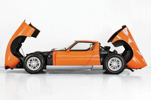 ランボルギーニ ミウラは、スーパーカーの始祖にして完成形だった【スーパーカークロニクル・完全版／001】