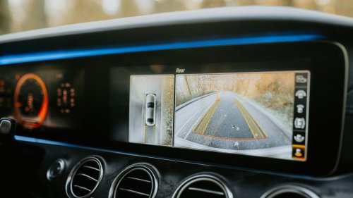 20 Incredible Car Hacks Every Driver Would Be Lost Without