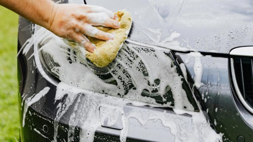 20 Incredible Car Hacks Every Driver Would Be Lost Without