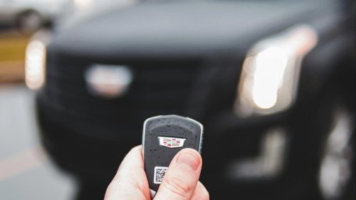 20 Incredible Car Hacks Every Driver Would Be Lost Without