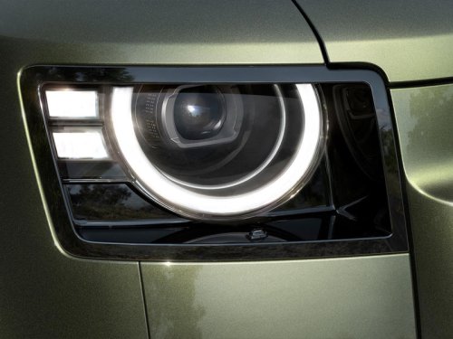 2026 Land Rover Defender Armed with New Tech and Revised Styling